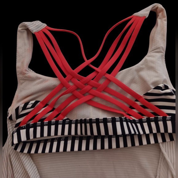 Lululemon Free To Be Serene 2 In 1 Tank - Picture 3 of 7